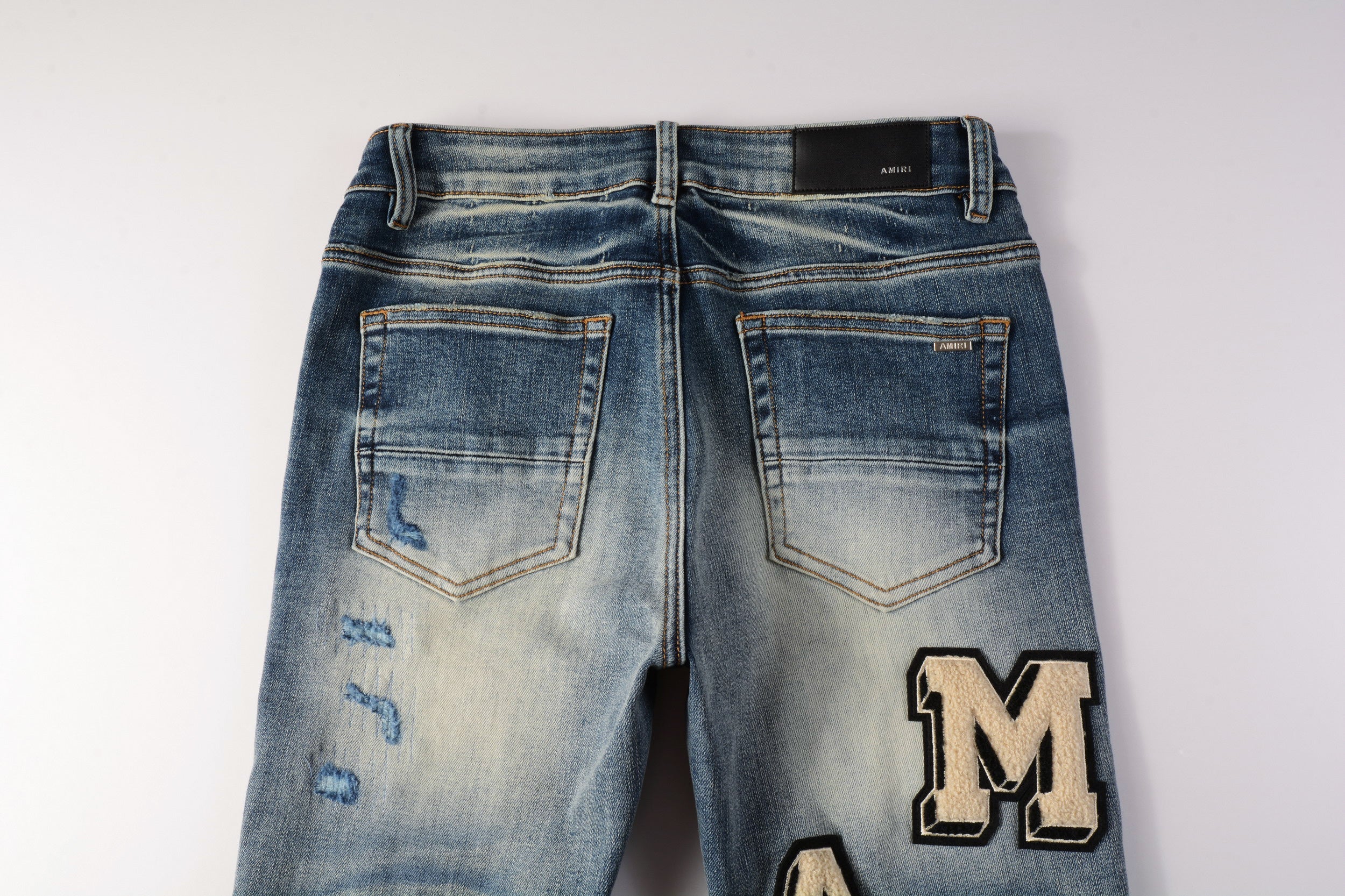 AMIRI  Jeans 8826